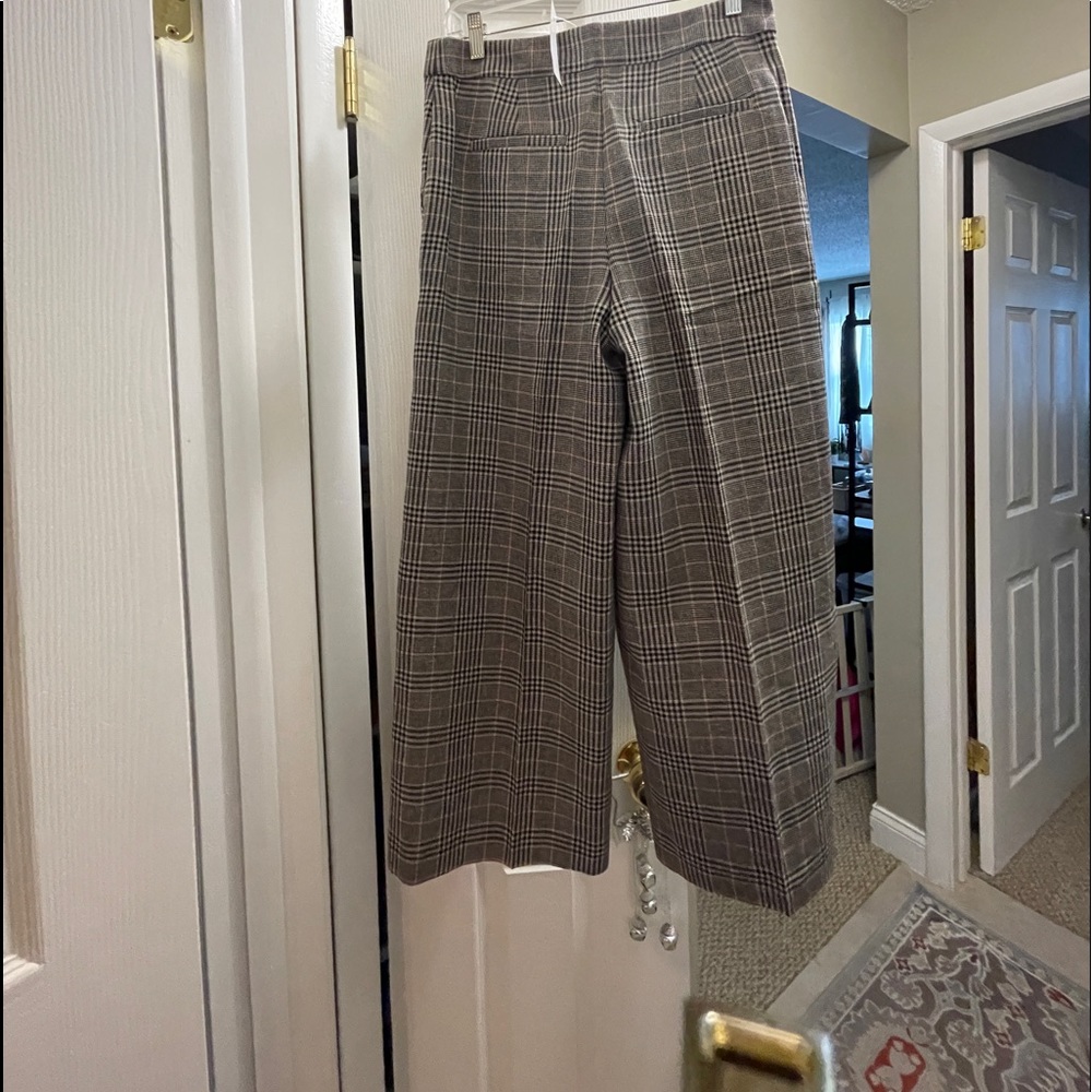Wide Leg Cropped Trouser